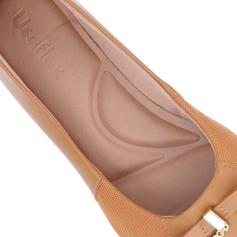 Sapatilha Marrom Couro Bico Fino Detalhe Pingente Marrom 4