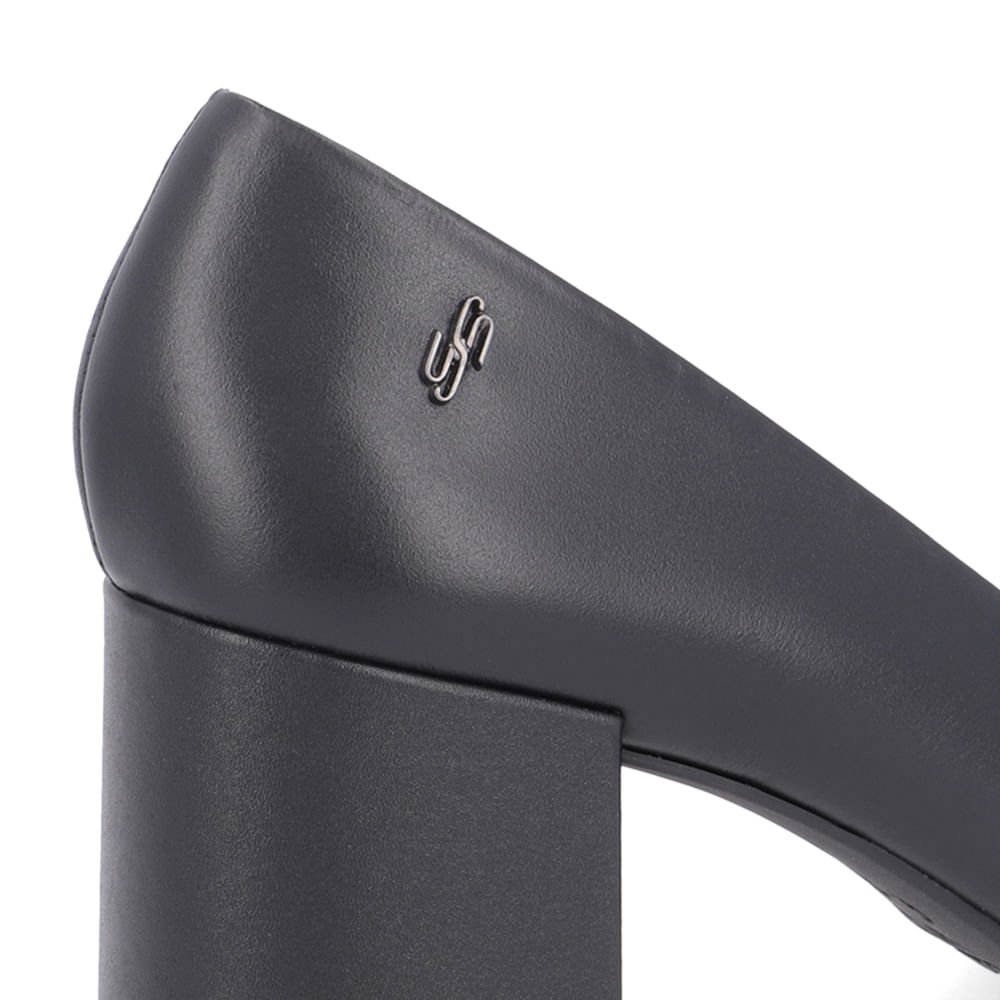 Scarpin Couro Preto Salto Bloco Liso Preto 4