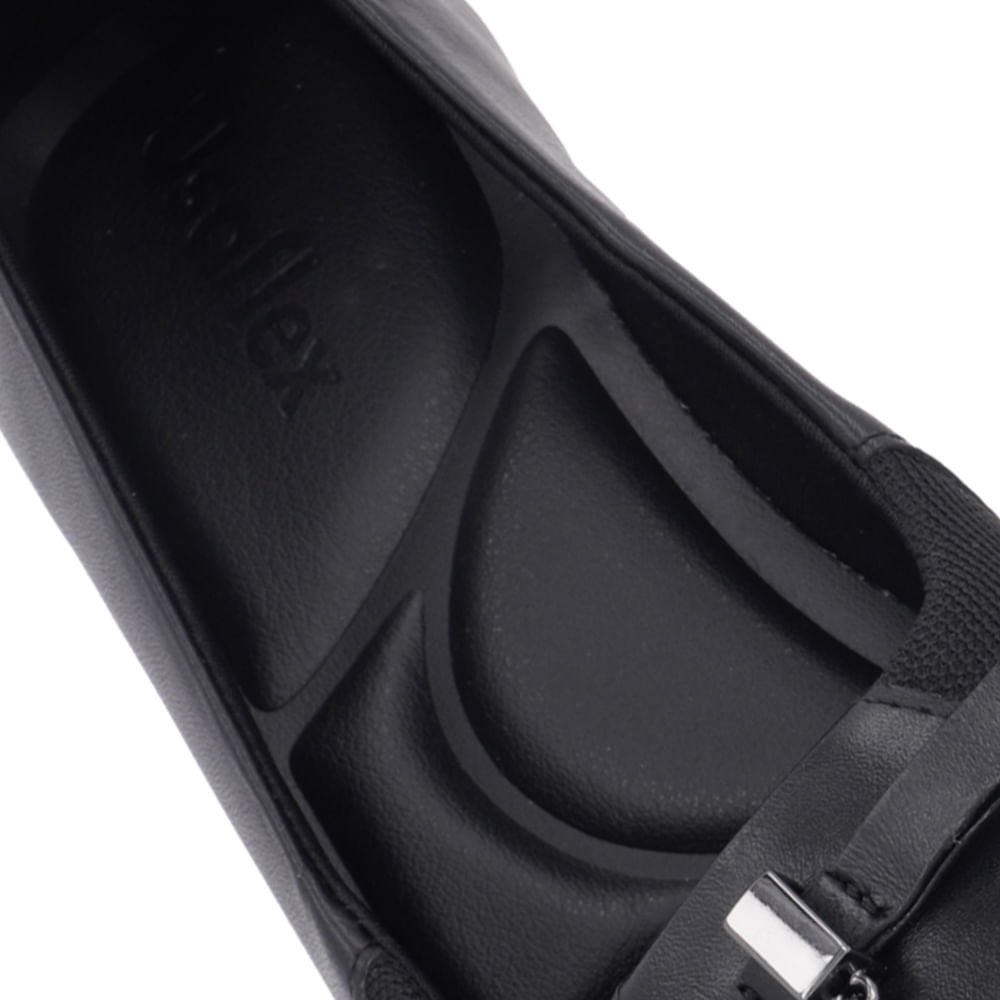 Scarpin Couro Preto Salto Bloco Pingente Preto 4