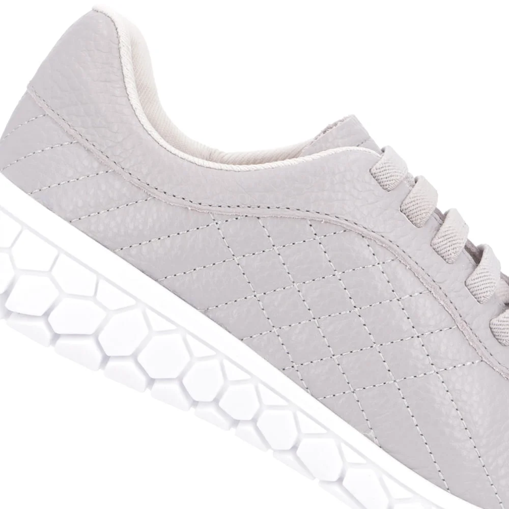 Tênis Cinza Couro Detalhe Matelassê Cinza 4