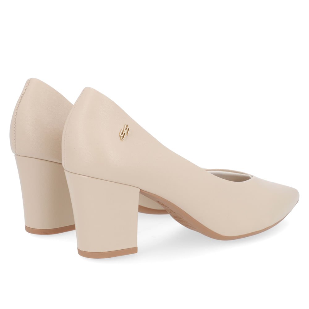Scarpin Couro Bege Recorte V Bege 3