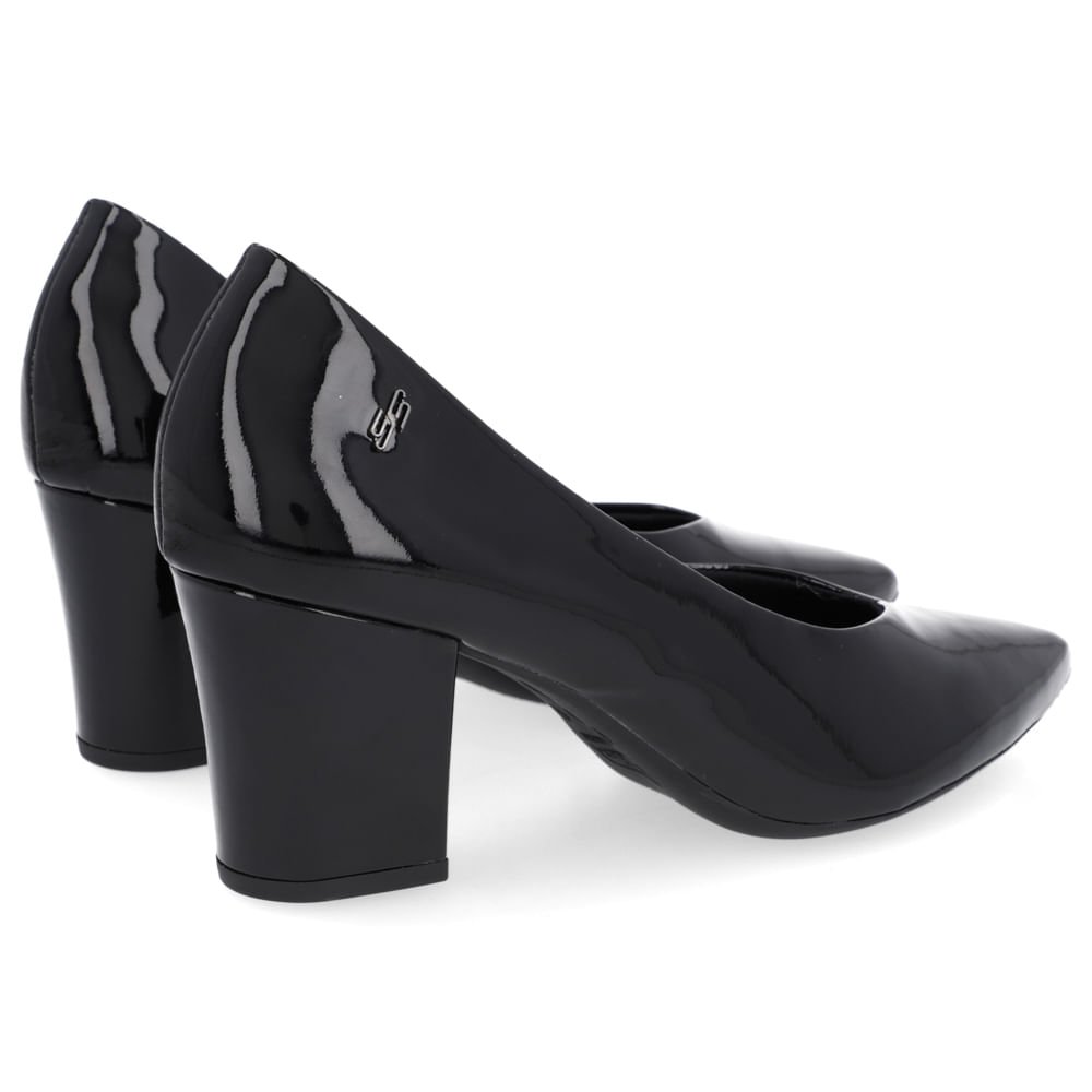 Scarpin Couro Preto Recorte V Preto 3