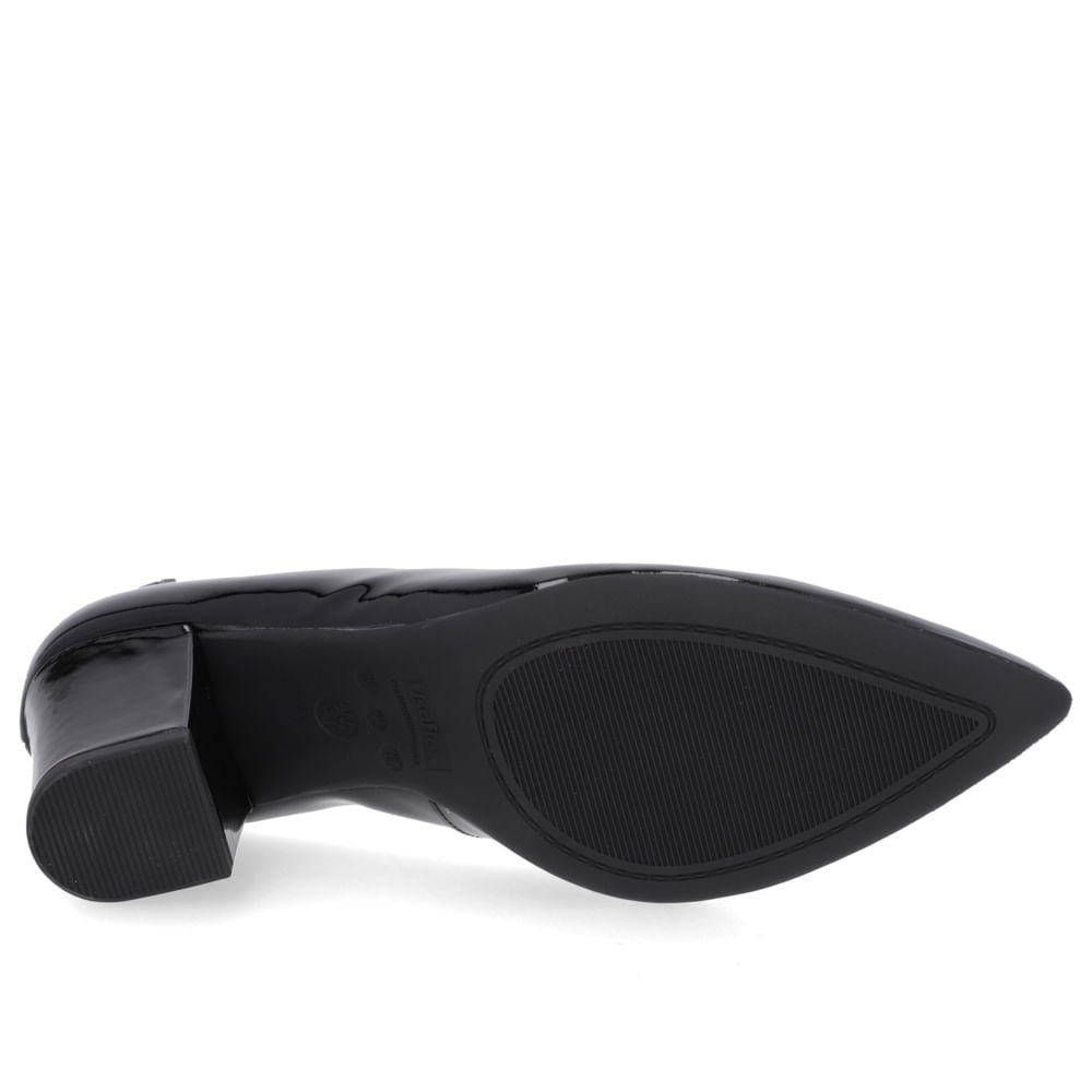 Scarpin Couro Preto Recorte V Preto 5