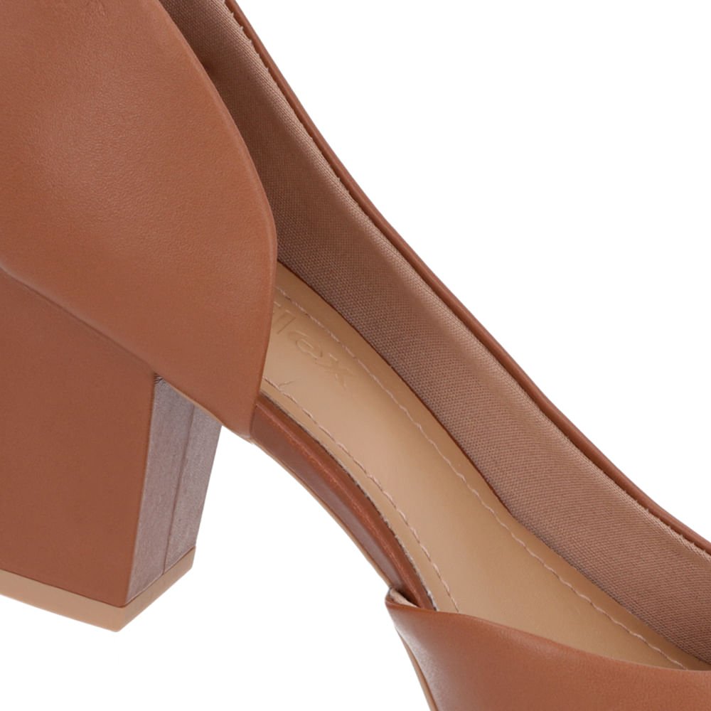 Scarpin Couro Marrom Detalhe Costura Marrom 4