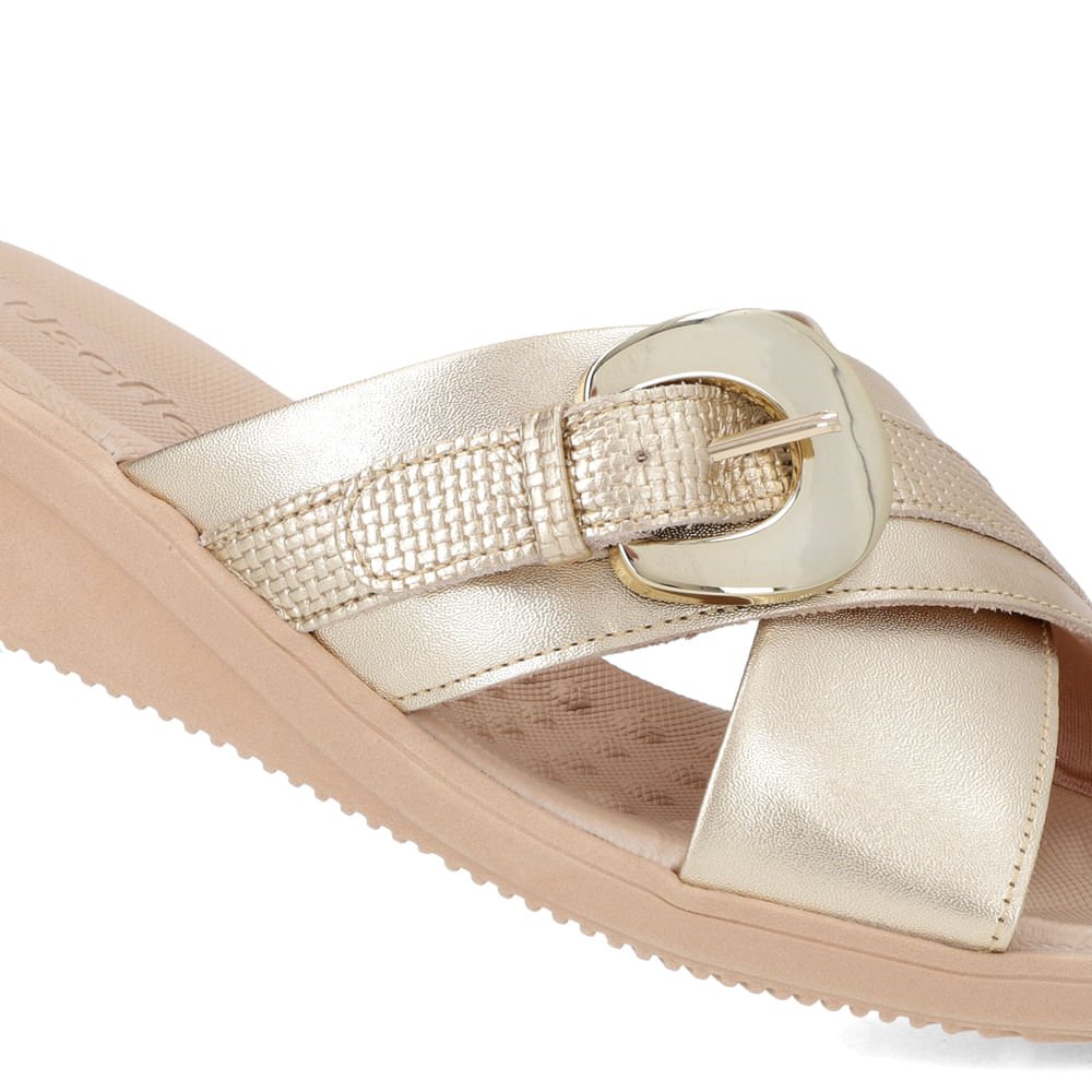 Tamanco Plataforma Couro Dourado Enfeite Fivela Dourado 4