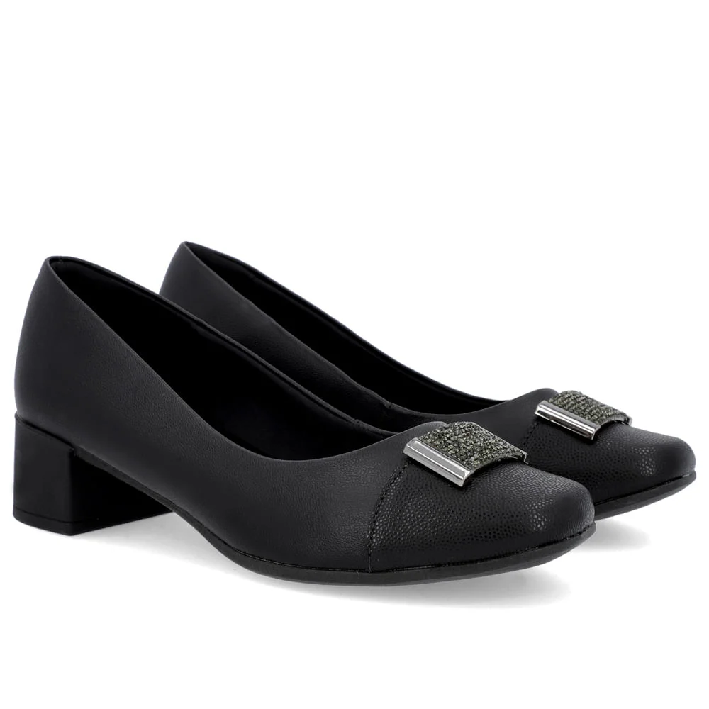 Scarpin Preto Couro Bico Quadrado Enfeite Preto 2