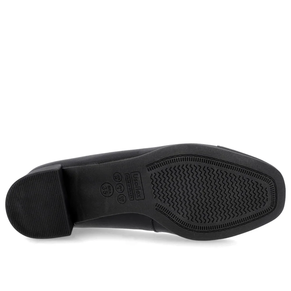 Scarpin Preto Couro Bico Quadrado Enfeite Preto 5