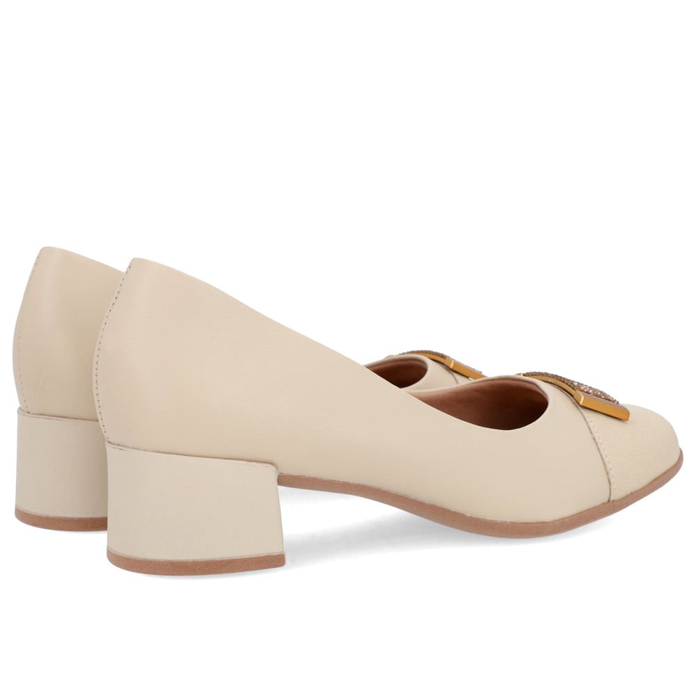 Scarpin Bege Couro Bico Quadrado Enfeite Bege 3