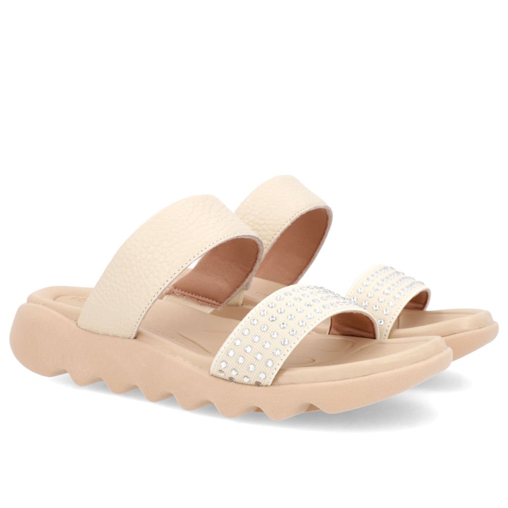 Tamanco Bege Rasteiro Couro Detalhe Brilho Bege 2