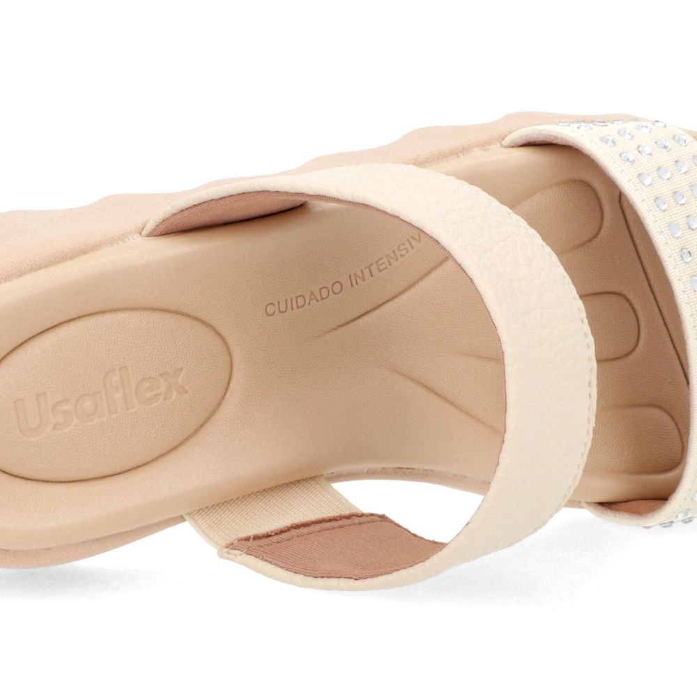 Tamanco Bege Rasteiro Couro Detalhe Brilho Bege 4