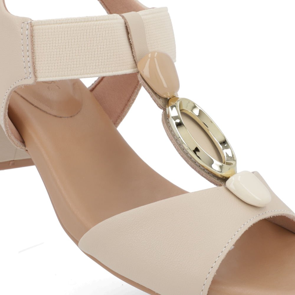 Sandália Salto Bloco Bege Couro Enfeite Bege 4