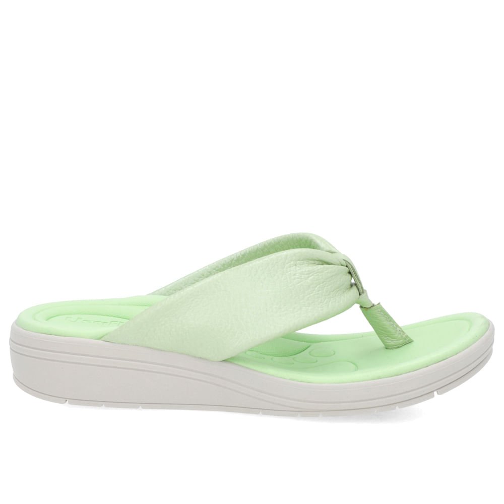 Chinelo Anabela Couro Verde Perolado Detalhe Enfeite