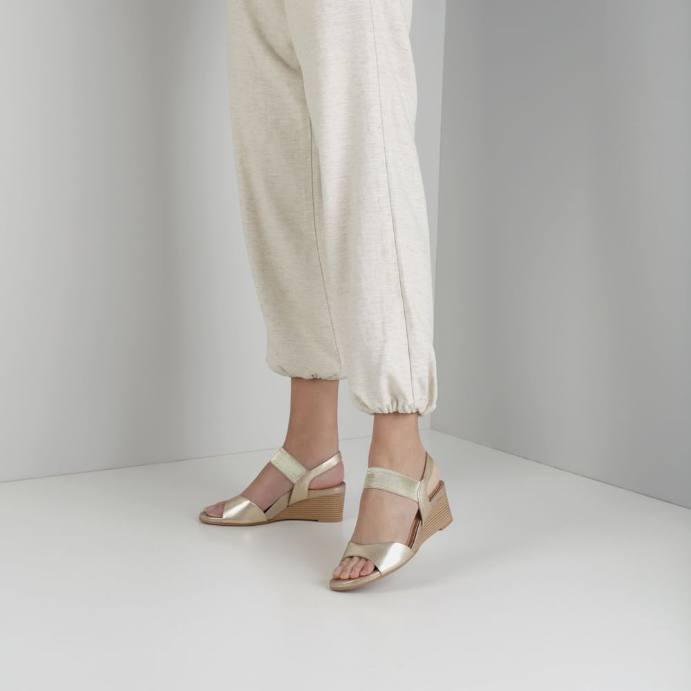 Sandália Salto Anabela Dourada Couro Tira Elástico Dourado 4