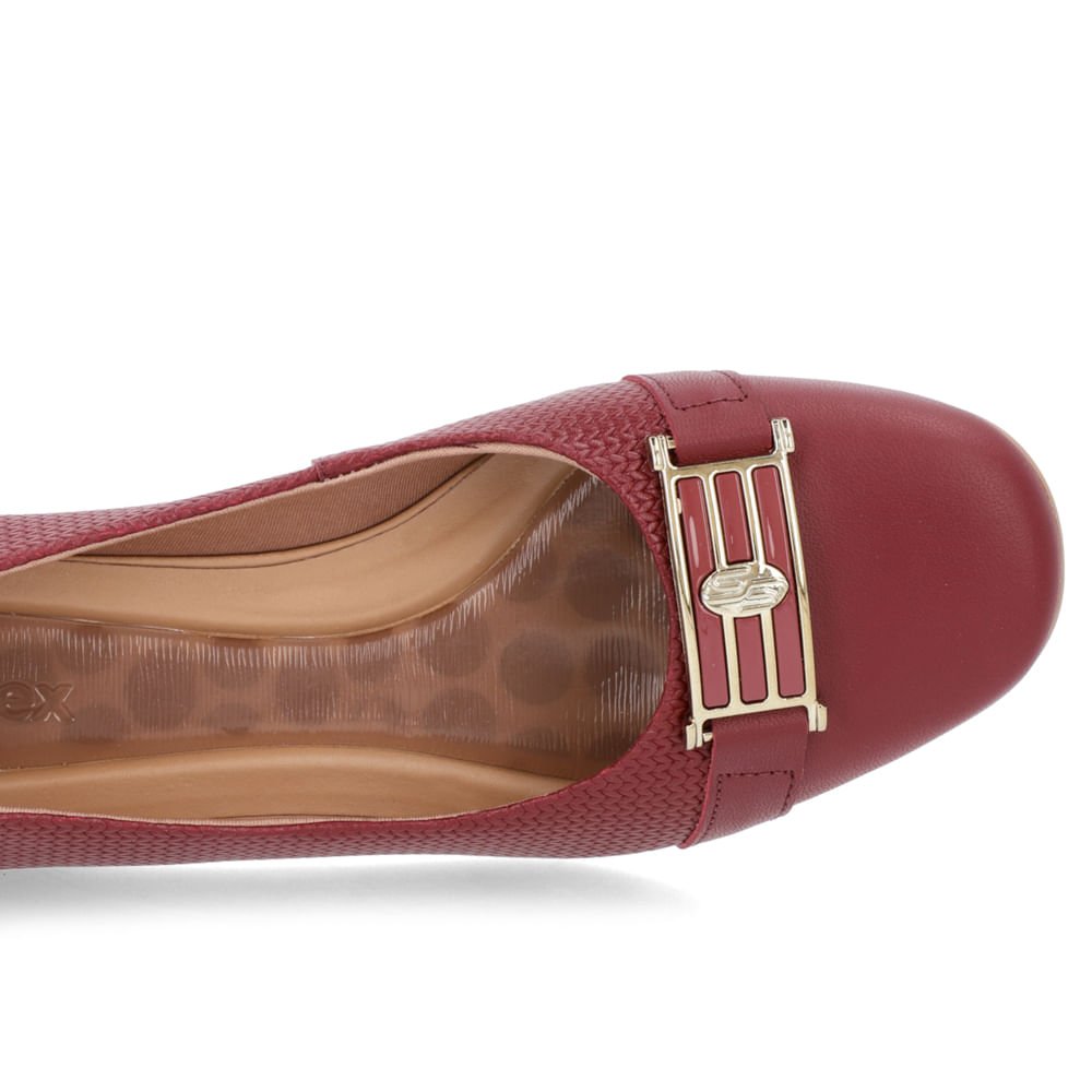 Scarpin Vermelho Salto Bloco Couro Detalhe Fivela Vermelho 4