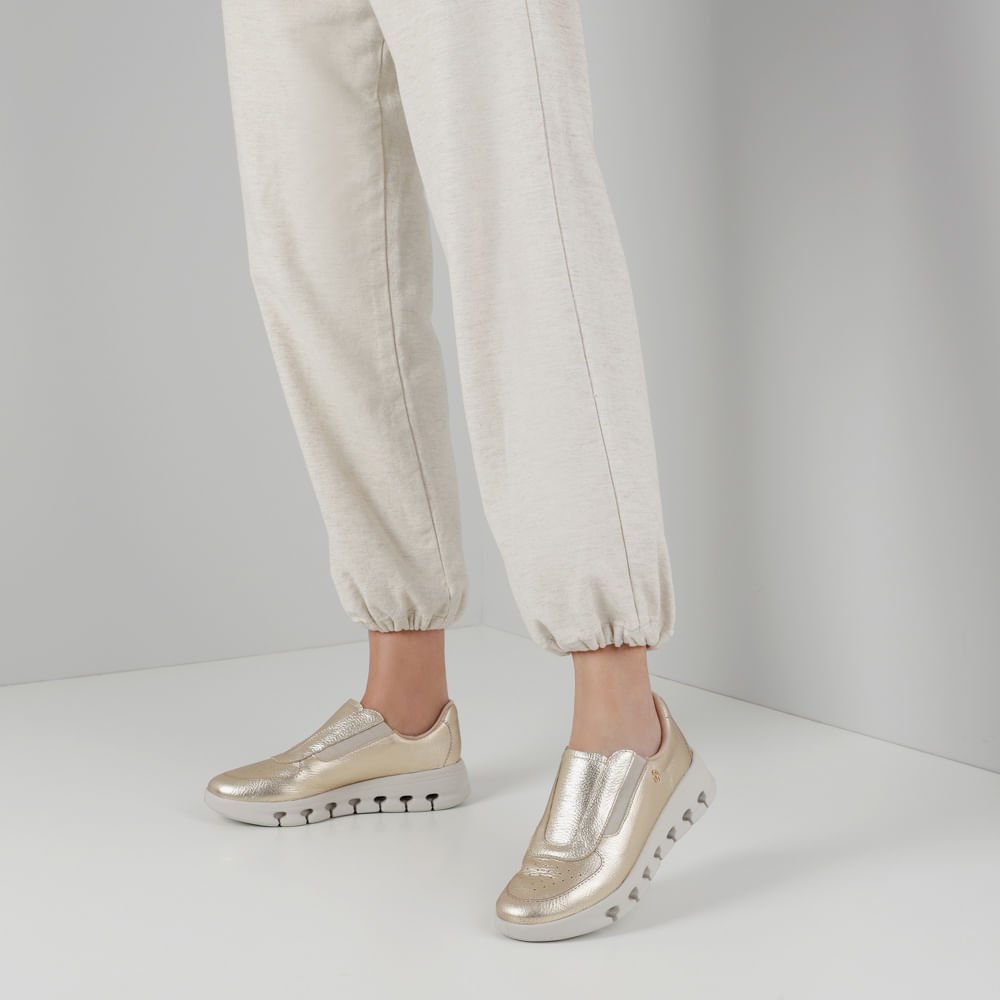 Tênis Básico Slip On Dourado Couro Elástico Dourado 4
