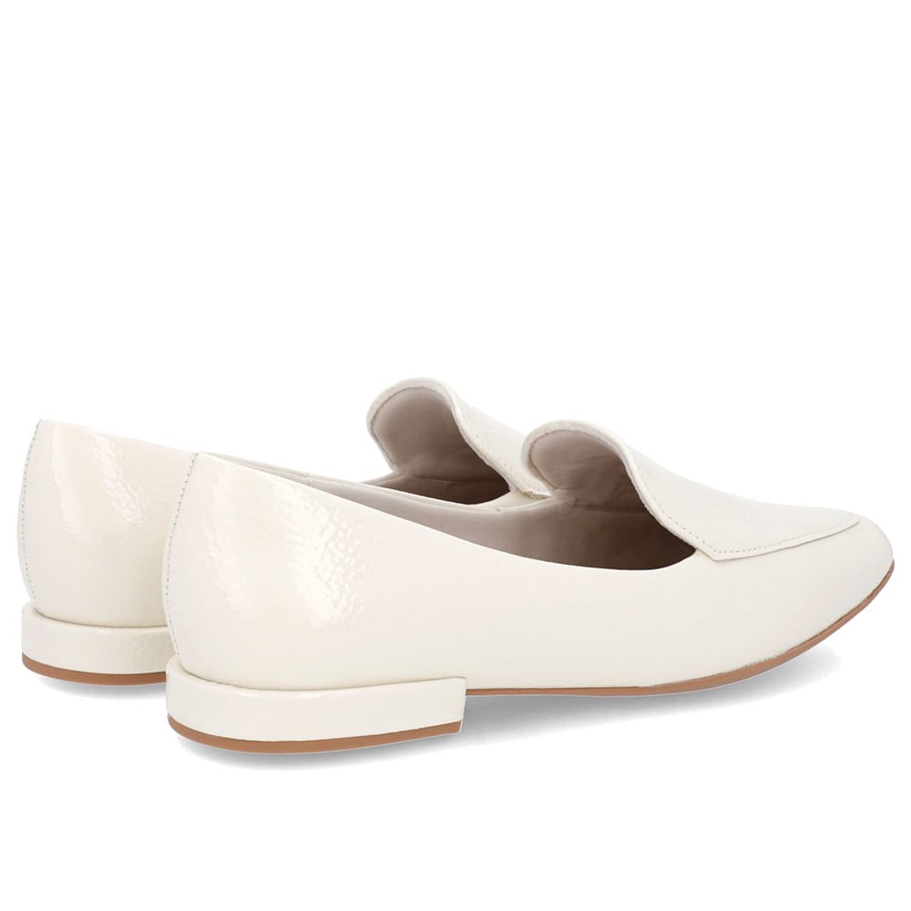 Loafer Off-White Liso Básico Couro Verniz Branco 3