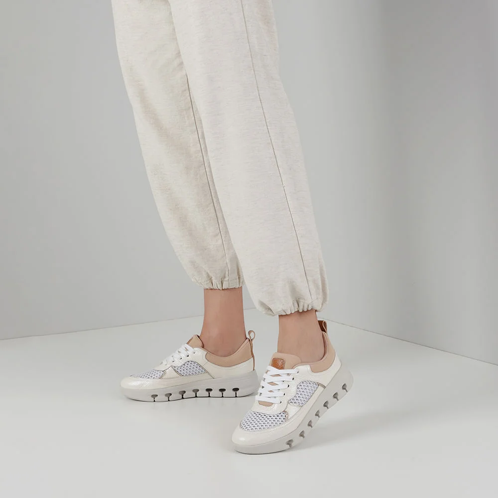 Tênis Casual Off-White Couro Detalhe Tecido Branco 5