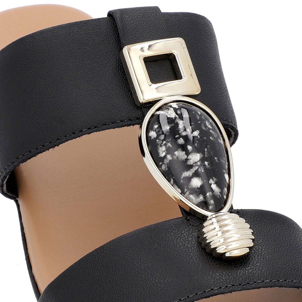 Tamanco Salto Bloco Preto Couro Enfeite Preto 4