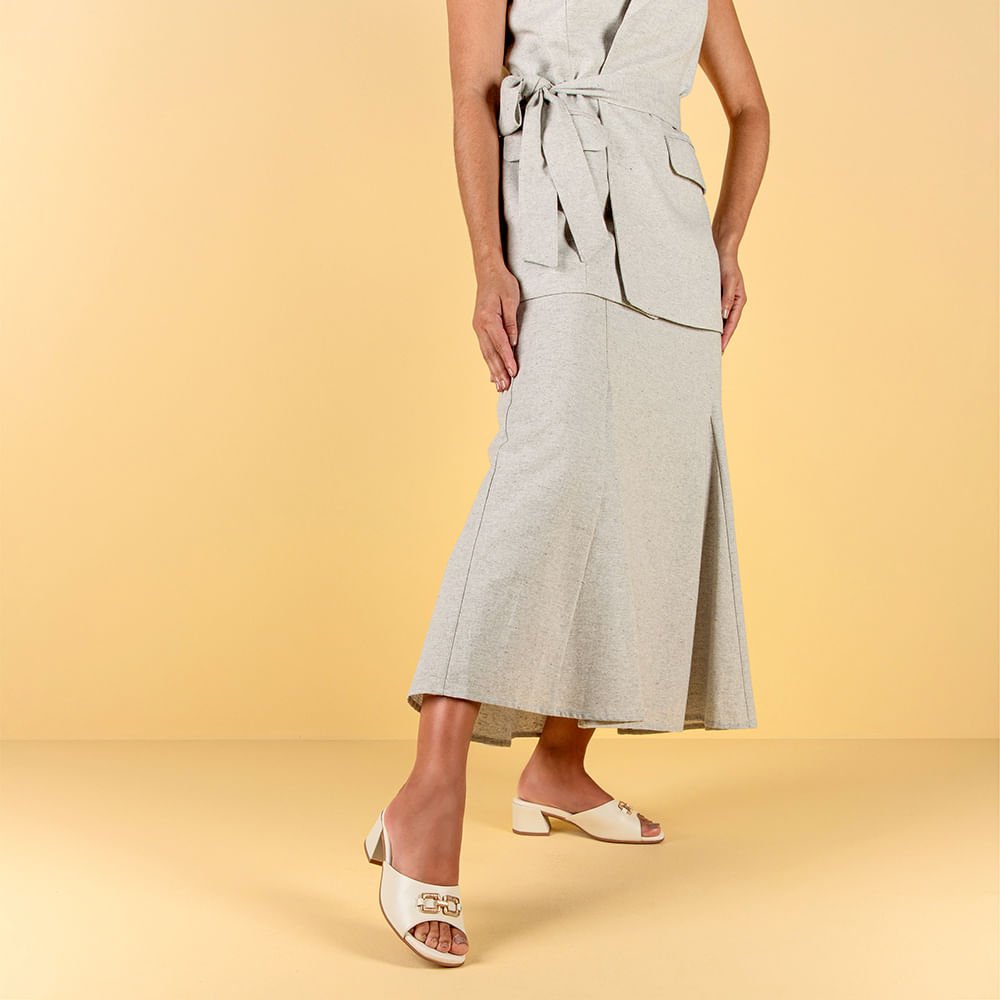 Tamanco Salto Bloco Couro Off-White Enfeite Branco 4