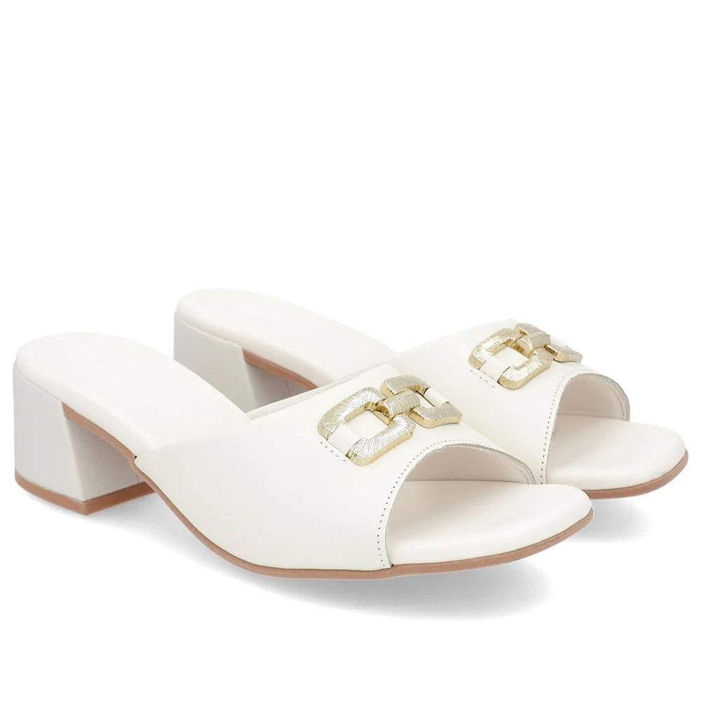 Tamanco Salto Bloco Couro Off-White Enfeite Branco 2