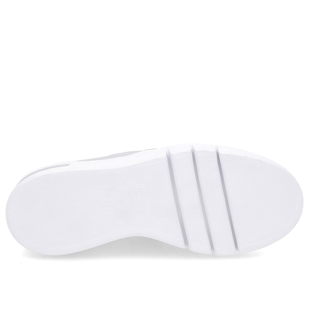 Tênis Prata Couro Detalhe Sola Prata 5