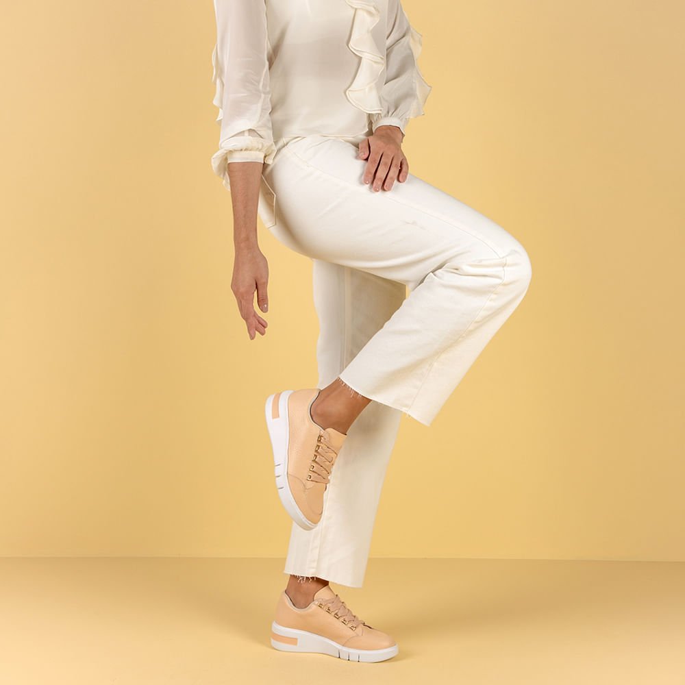 Tênis Laranja Couro Detalhe Sola Laranja 4