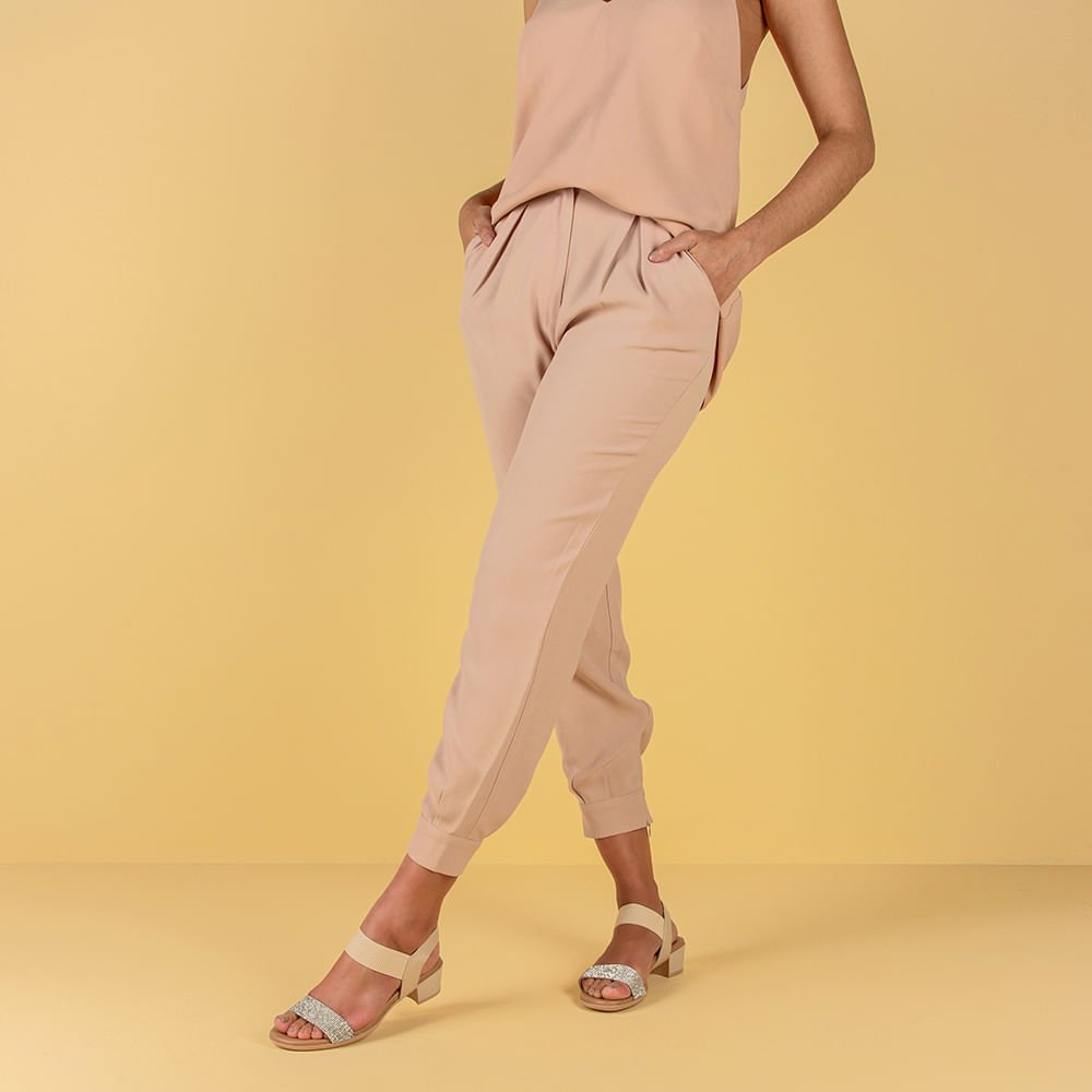 Sandália Salto Bloco Bege Couro Detalhe Strass Bege 4