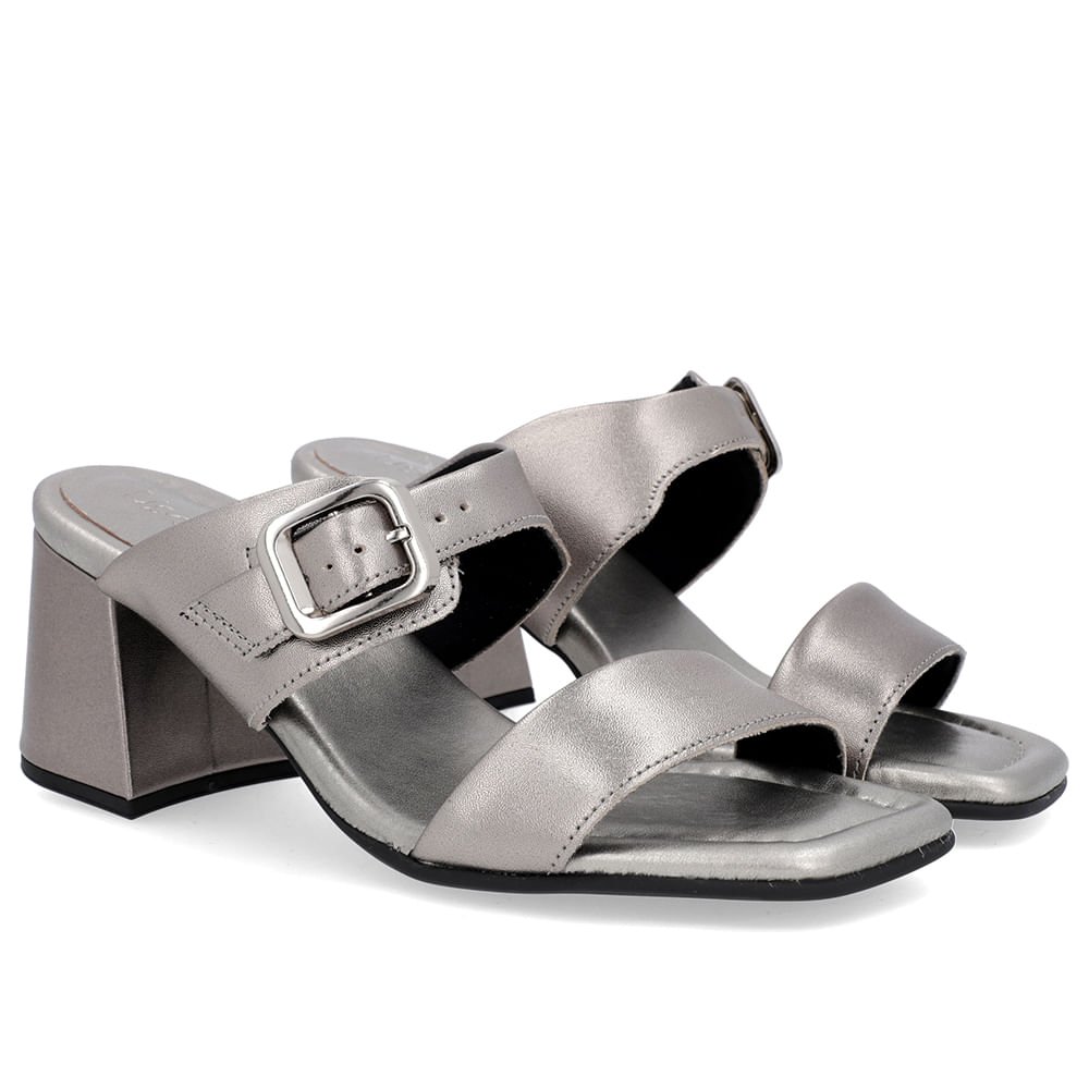 Tamanco Salto Bloco Couro Metalizado Aço Bico Quadrado Fivela Cinza 2