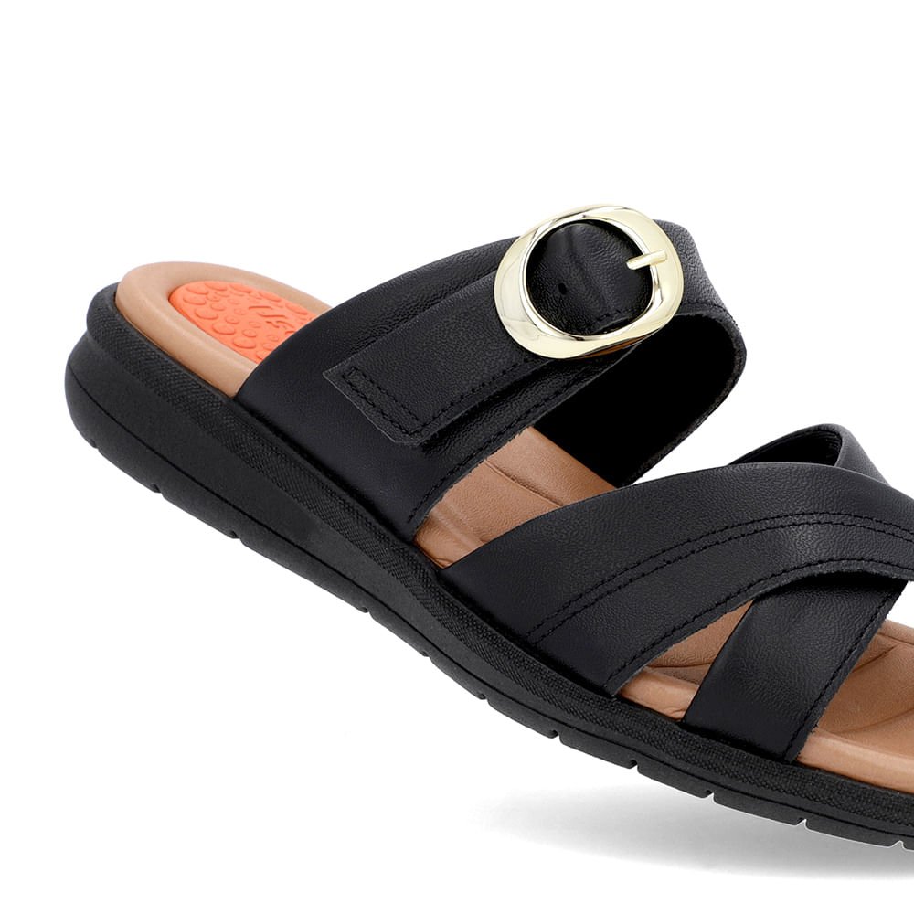 Slide Preto Plataforma Couro Detalhe Fivela Preto 4