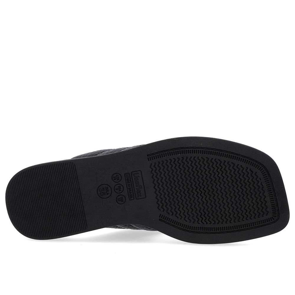 Chinelo Baixo Couro Preto Costura Enfeite Preto 5