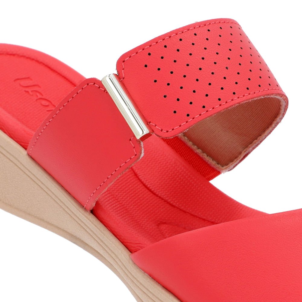 Tamanco Plataforma Couro Vermelho Tira Enfeite Vermelho 4