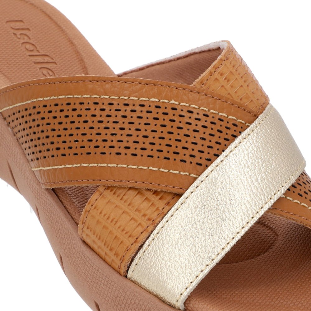 Slide Marrom Plataforma Couro Tiras Detalhe Dourado Dourado 4