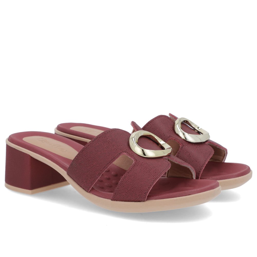 Tamanco Salto Médio Couro Vermelho Enfeite Bordô 2