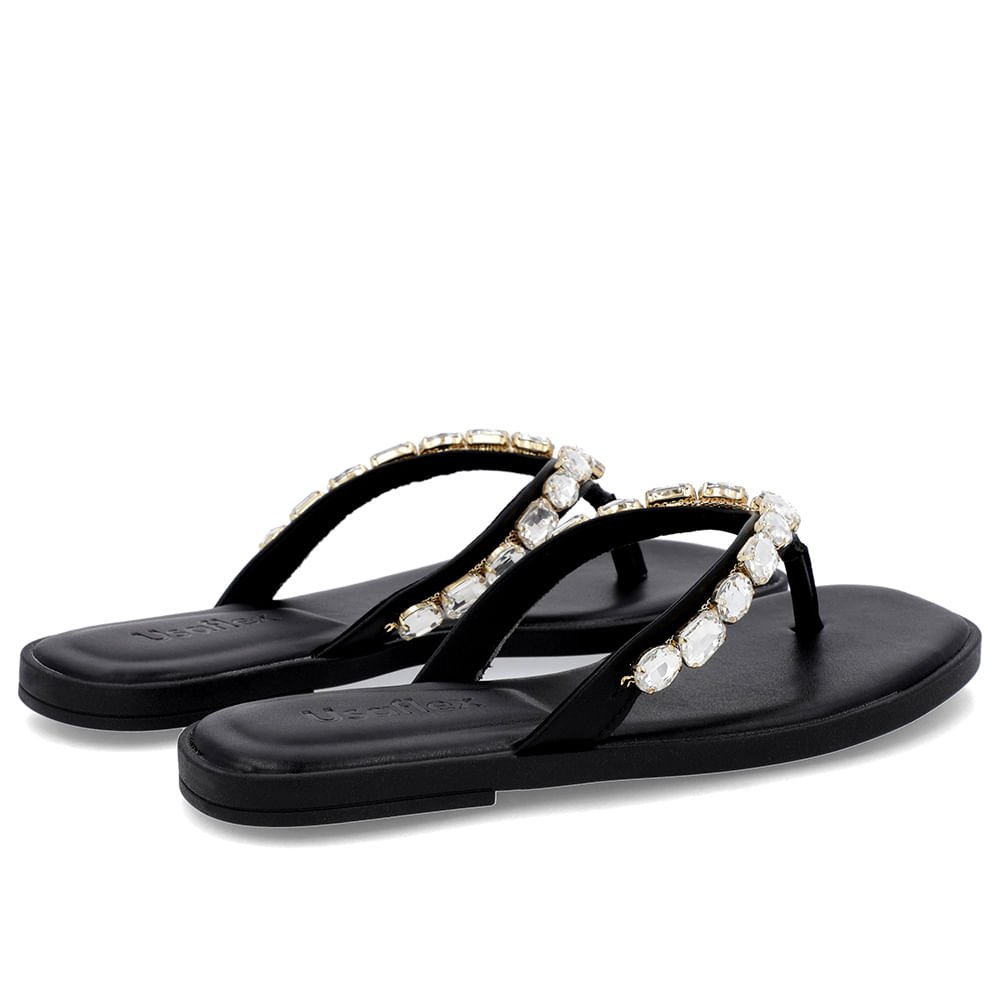 Chinelo Salto Rasteiro Couro Preto Enfeite Preto 3