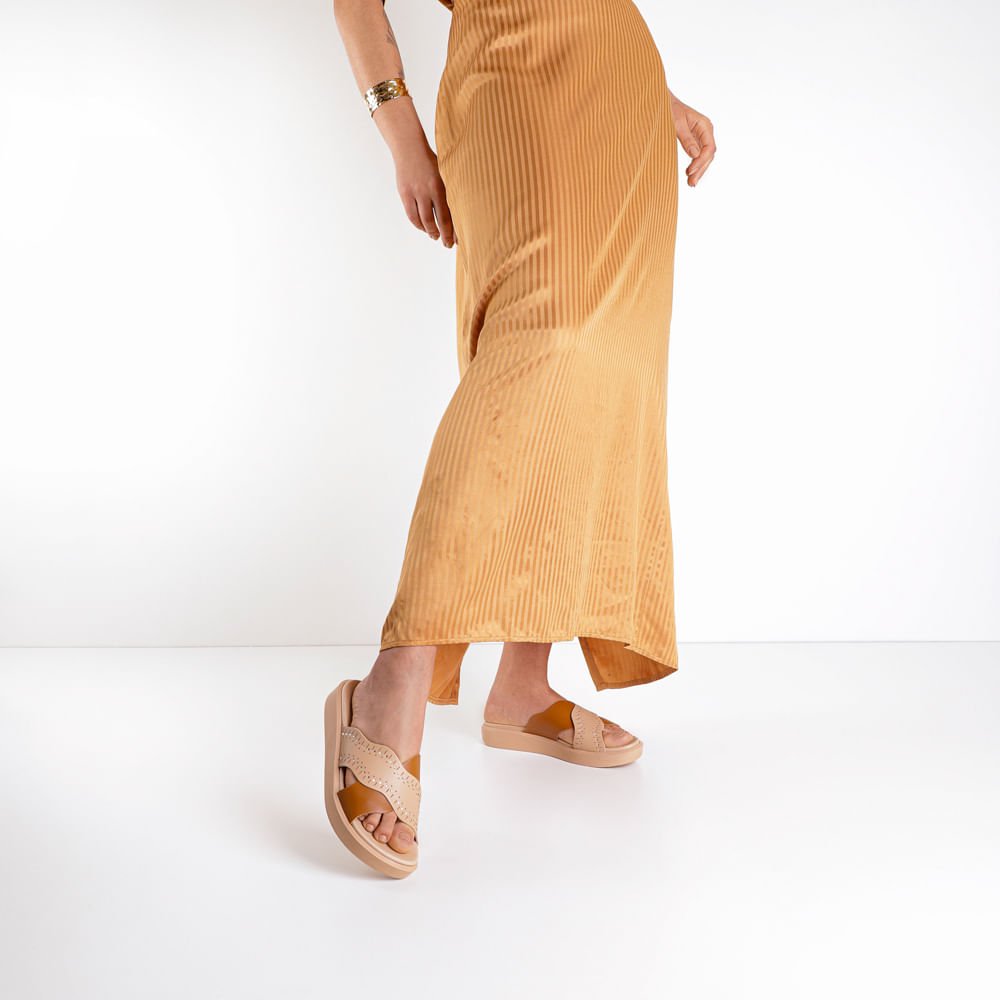 Tamanco Plataforma Tira Cruzada Couro Marrom Bege 4