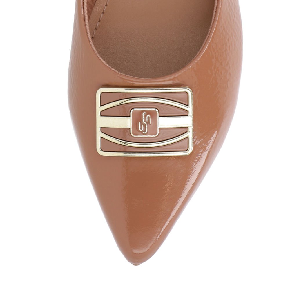Scarpin Bico Fino Verniz Marrom Salto Bloco Enfeite Marrom 4