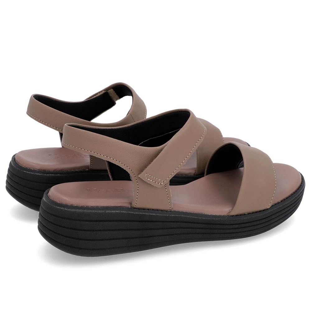 Sandália Casual Couro Marrom Sola Preta Marrom 3