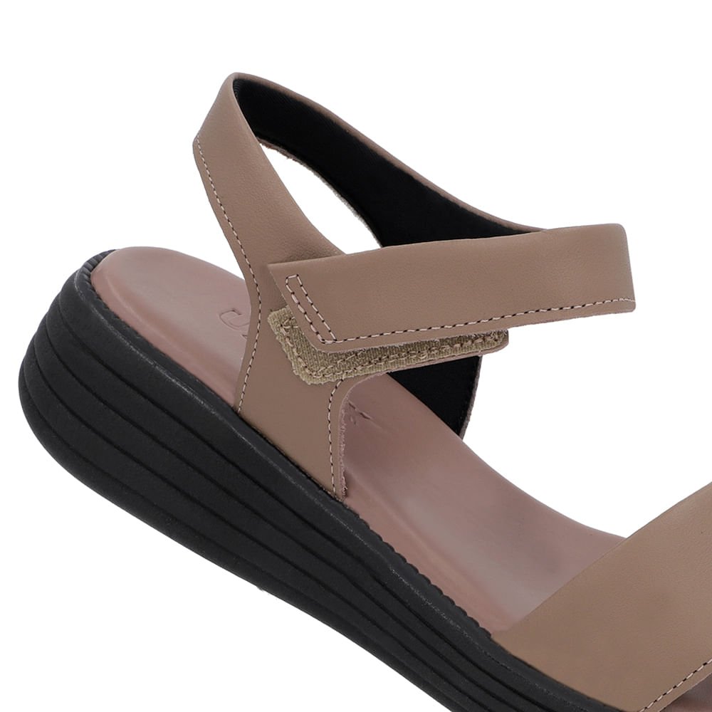 Sandália Casual Couro Marrom Sola Preta Marrom 4