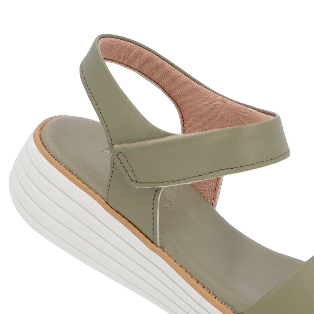 Sandália Casual Couro Verde Sola Preta Verde 4