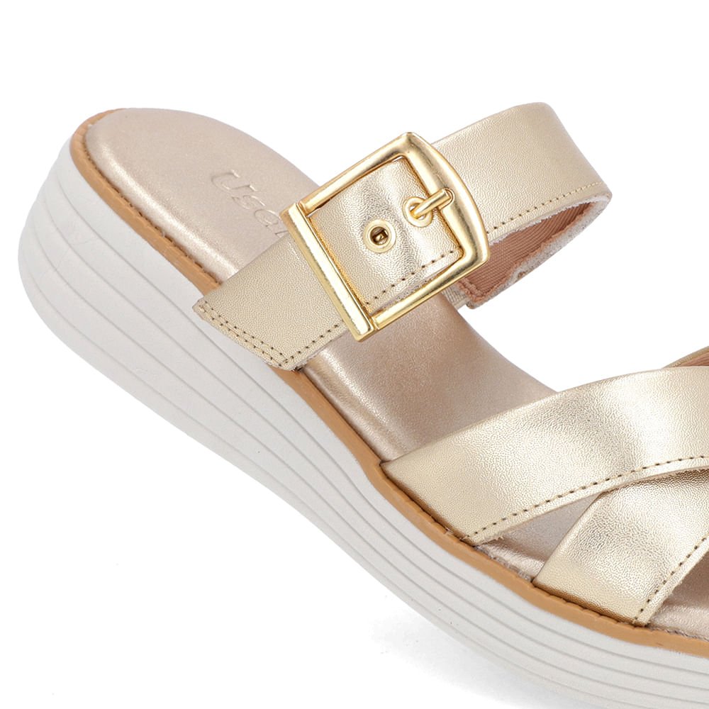 Tamanco Salto Plataforma Verniz Dourado Fivela Dourado 4