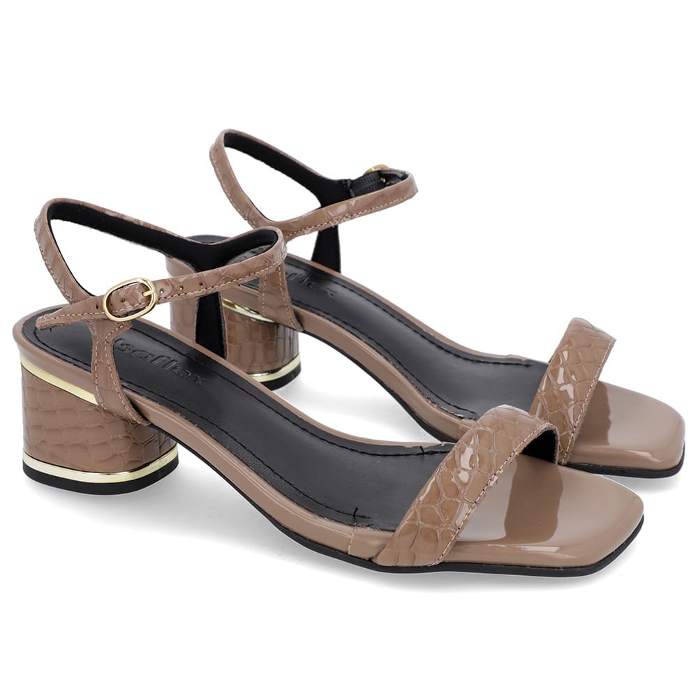 Sandália Salto Bloco Verniz Marrom Detalhe Salto Marrom 4