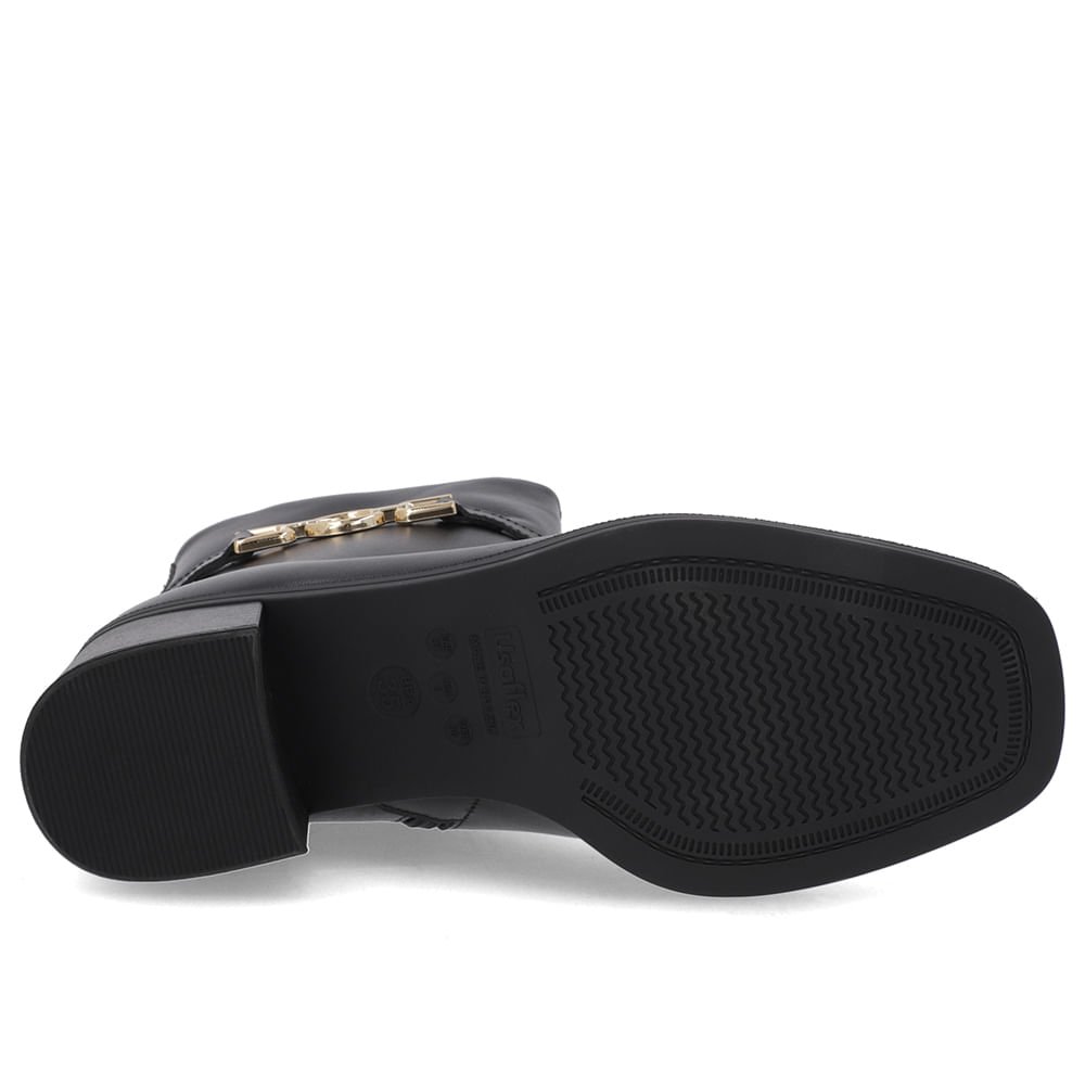 Bota Bico Quadrado Preta Couro Fivela Preto 5