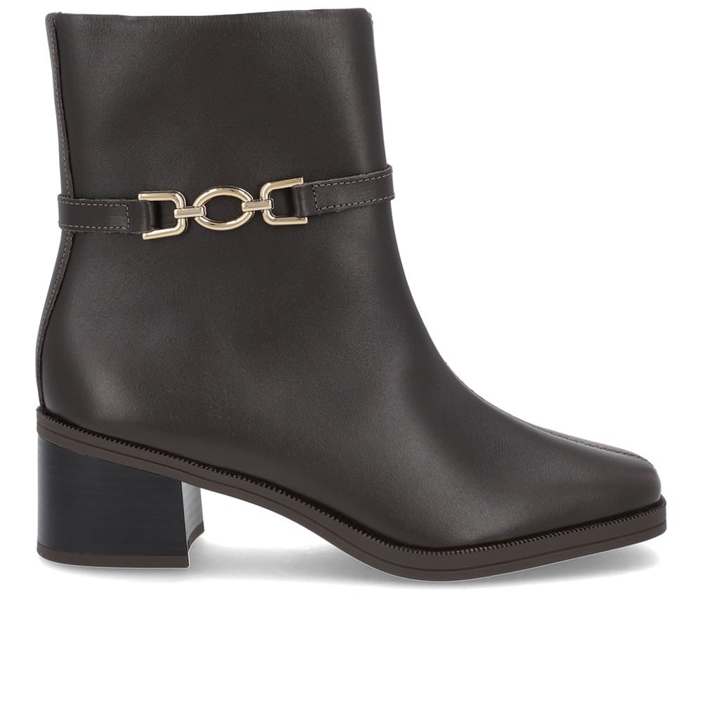 Bota Bico Quadrado Marrom Couro Fivela