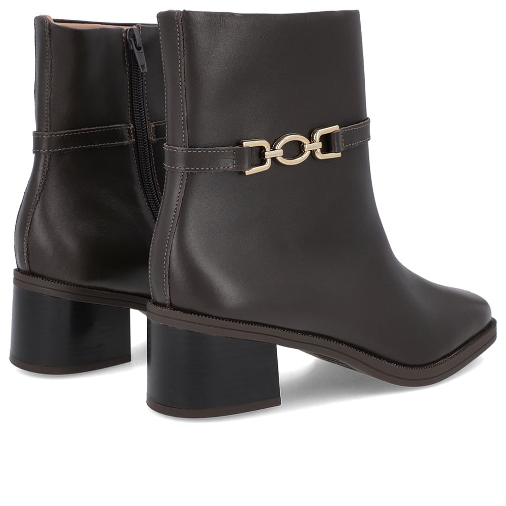 Bota Bico Quadrado Marrom Couro Fivela Marrom 3