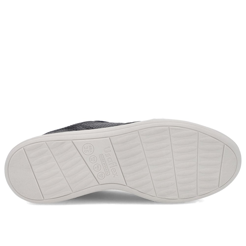 Tênis Preto Couro Furos Cadarço Preto 5