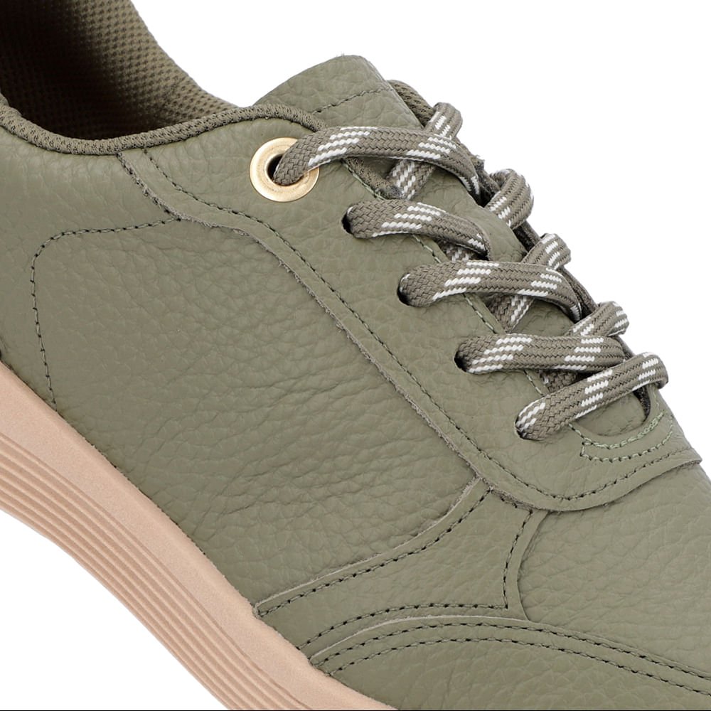 Tênis Verde Couro Furos Cadarço Verde 4