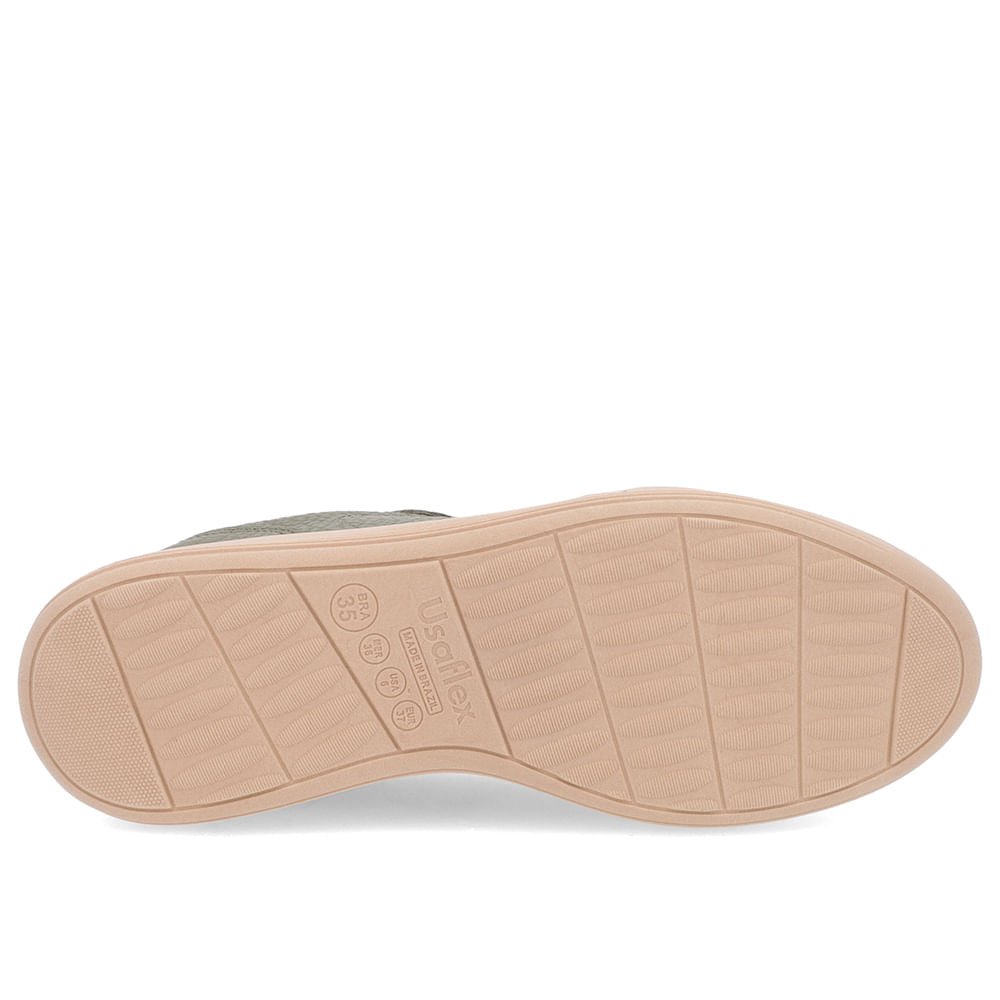 Tênis Verde Couro Furos Cadarço Verde 5