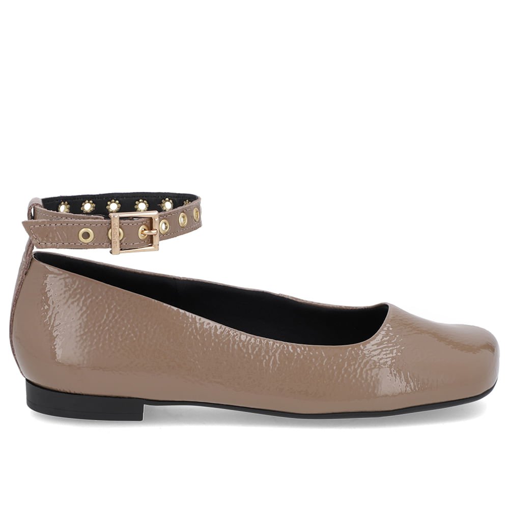 Sapatilha Ajuste Tornozelo Marrom Verniz Bico Quadrado