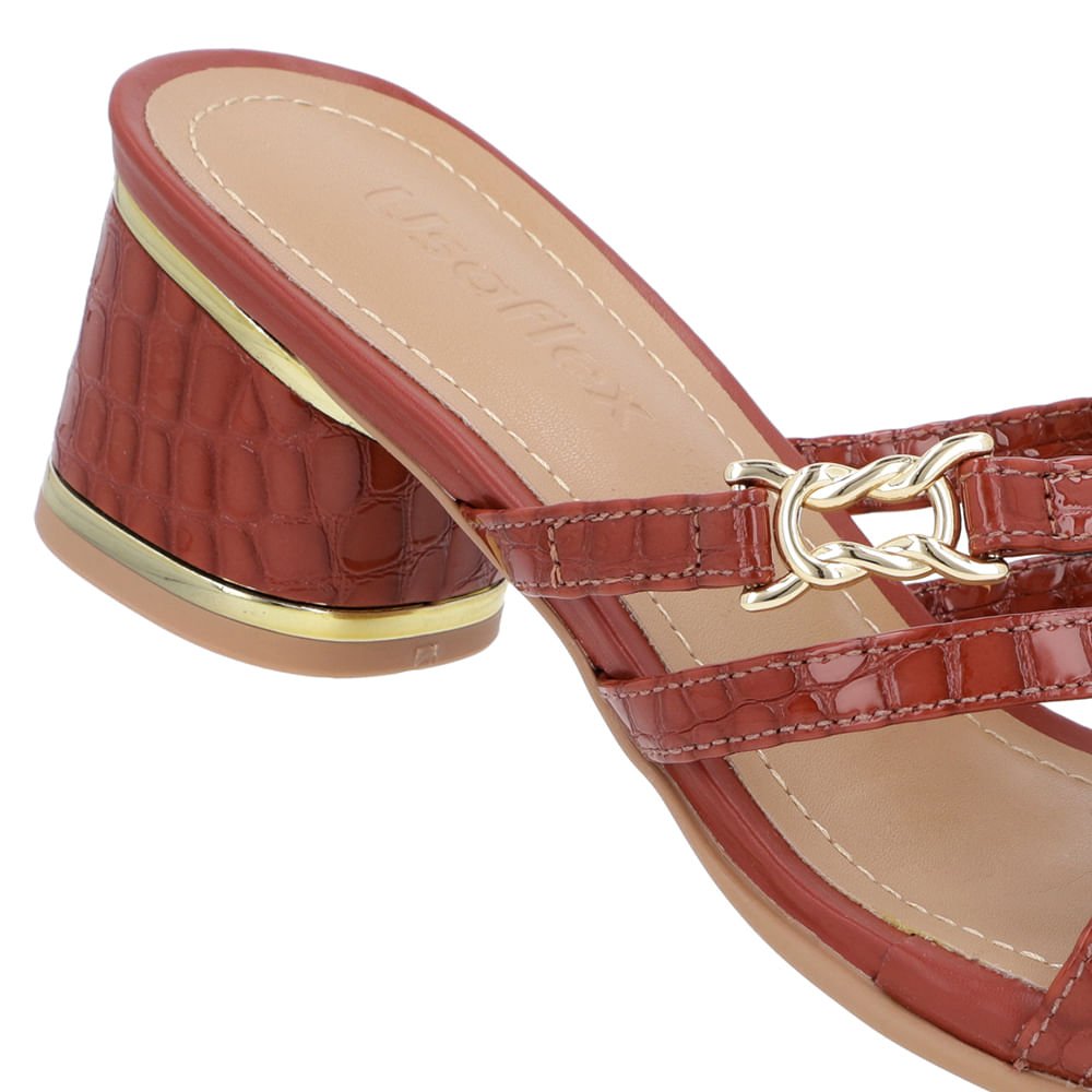 Tamanco Salto Bloco Verniz Marrom Detalhe Salto Marrom 4