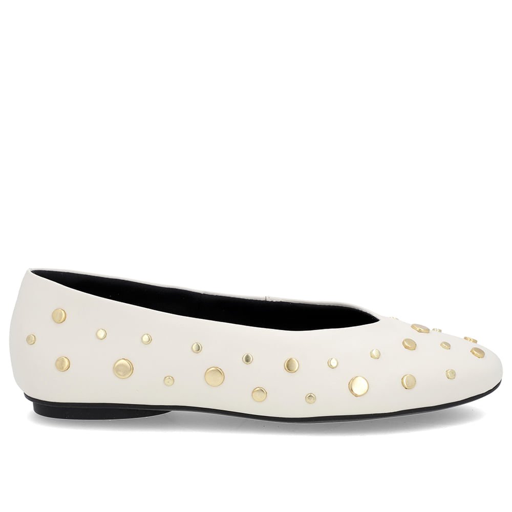 Sapatilha Branca Marfim Couro Rebite